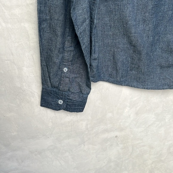 Vince Camuto Men Classic Fit Chambray Long Sleeves Casual Shirt, Navy. Size S - Picture 8 of 9